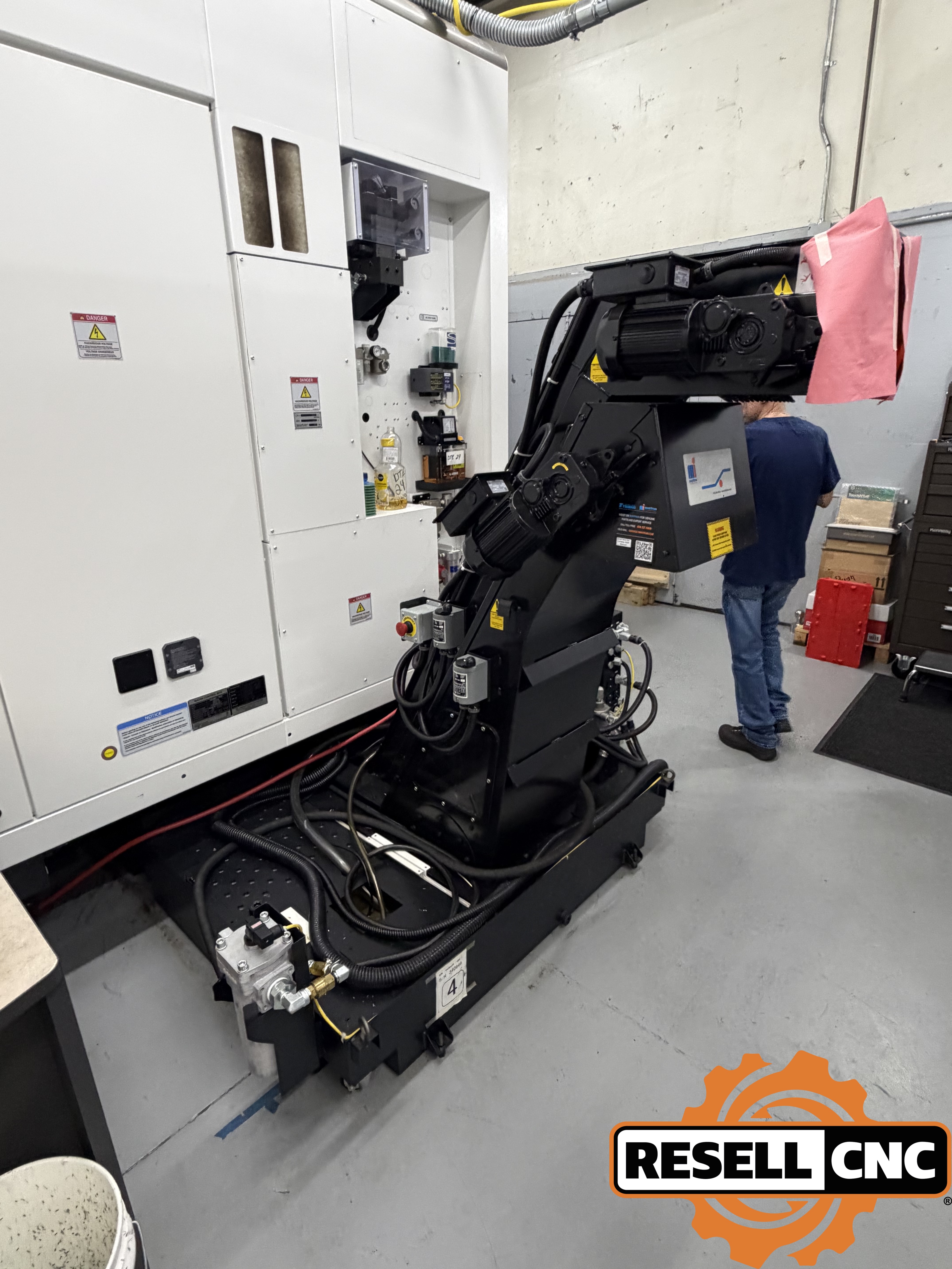 Mazak Variaxis i-800T CNC Vertical Mills | Used CNC - Resell CNC
